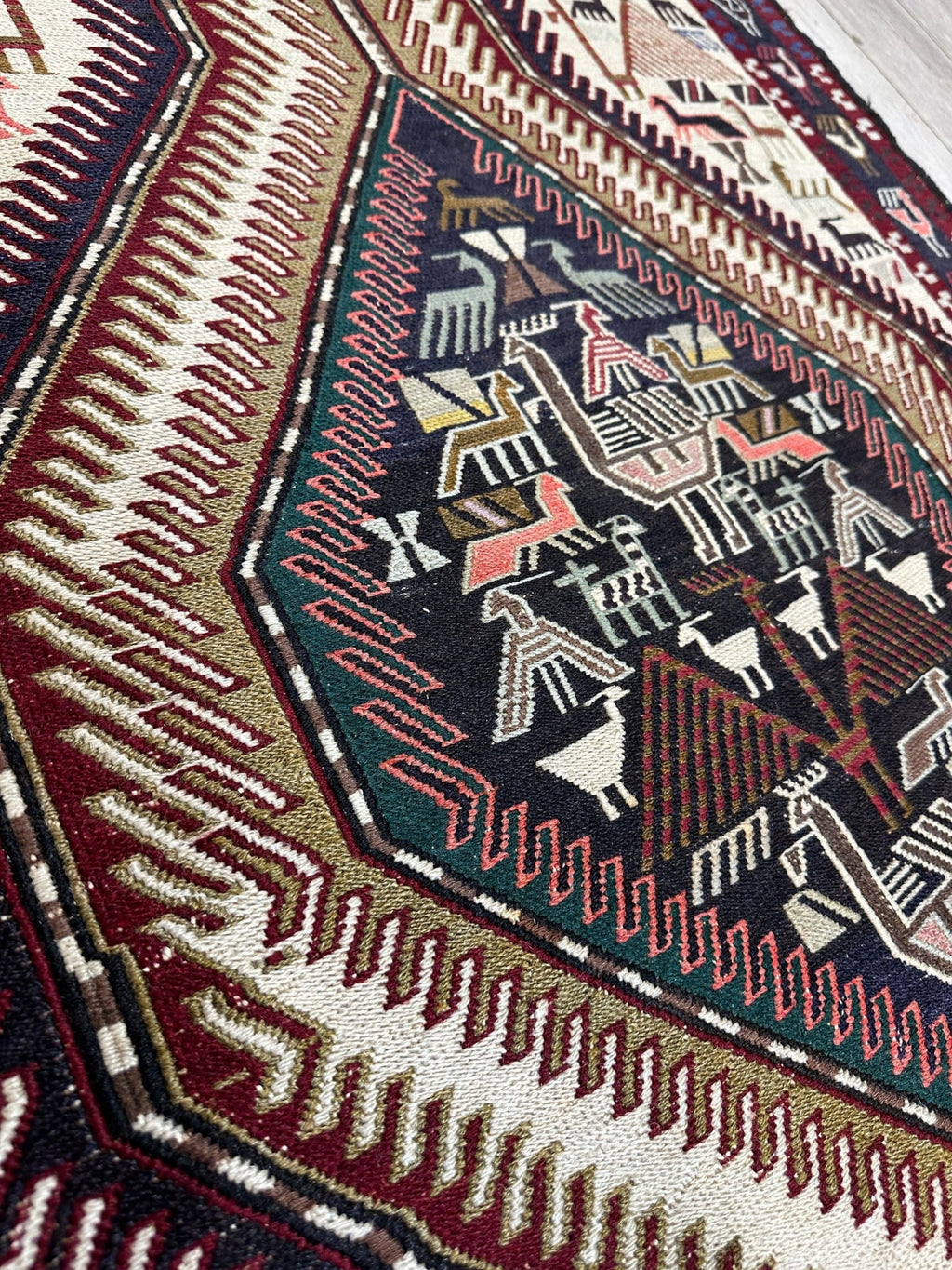 Caucasian Soumak 3' × 9'