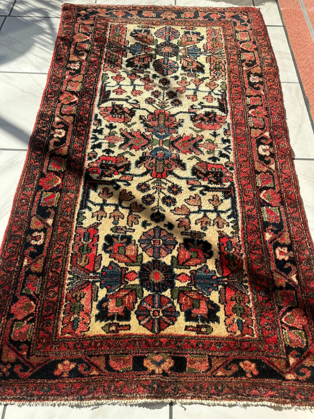 Hand-knotted Persian Hamadan Wool Rug 3'9" × 6'10"