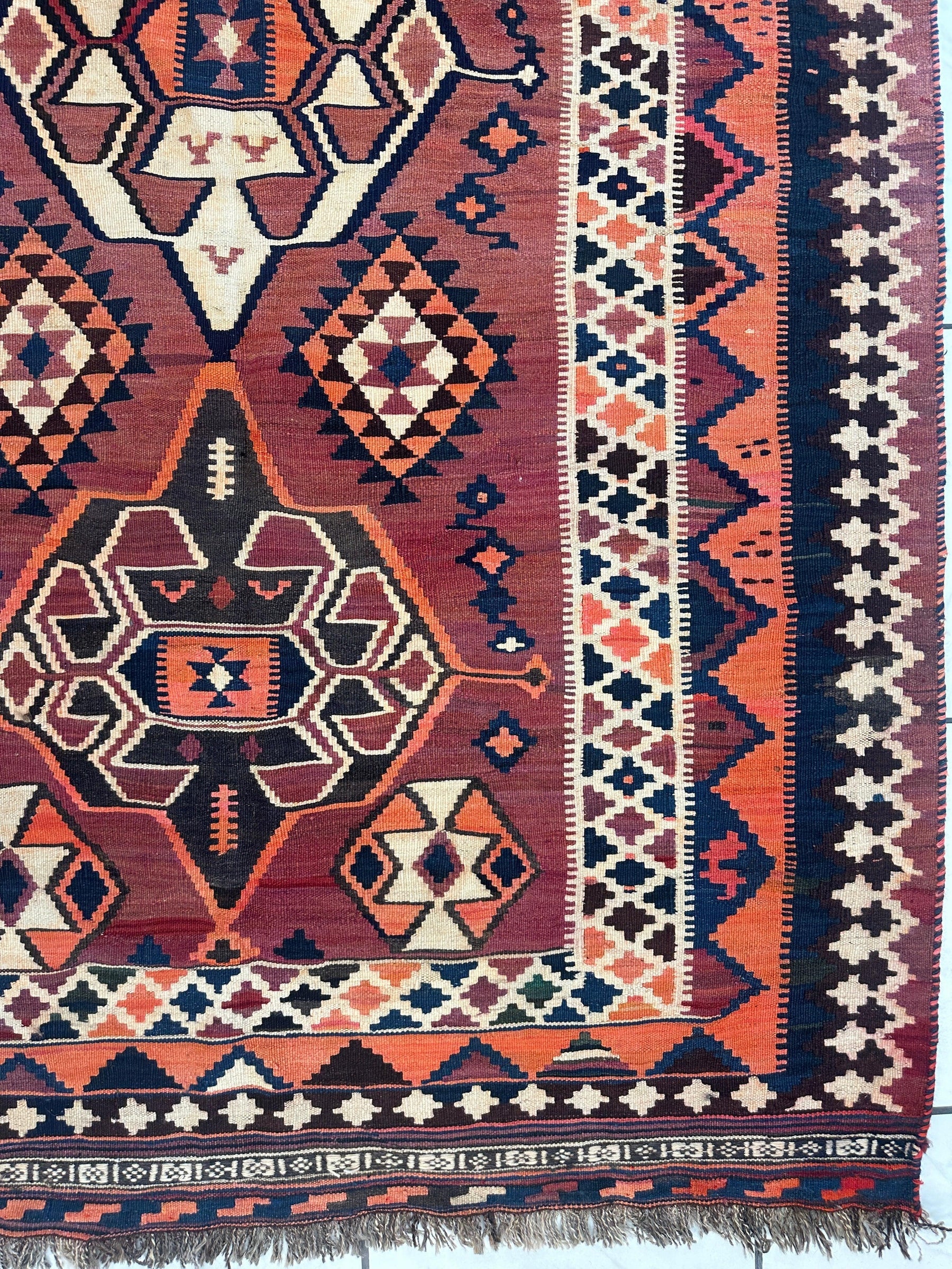 Persian Qashqai Wool Kilim 5'3" × 9'6"